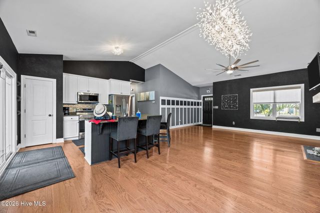 106 Wild Oak Drive, Newport, NC 28570