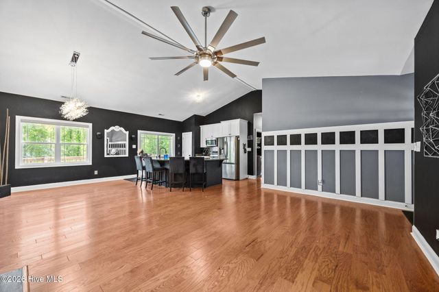 106 Wild Oak Drive, Newport, NC 28570