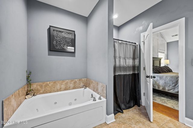 106 Wild Oak Drive, Newport, NC 28570