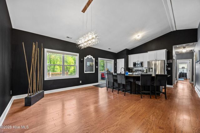 106 Wild Oak Drive, Newport, NC 28570