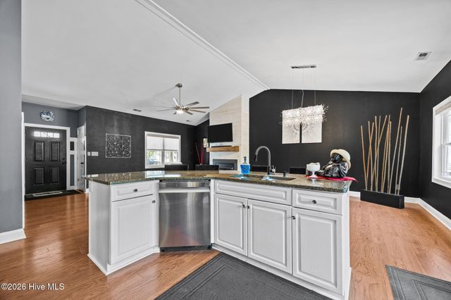 106 Wild Oak Drive, Newport, NC 28570