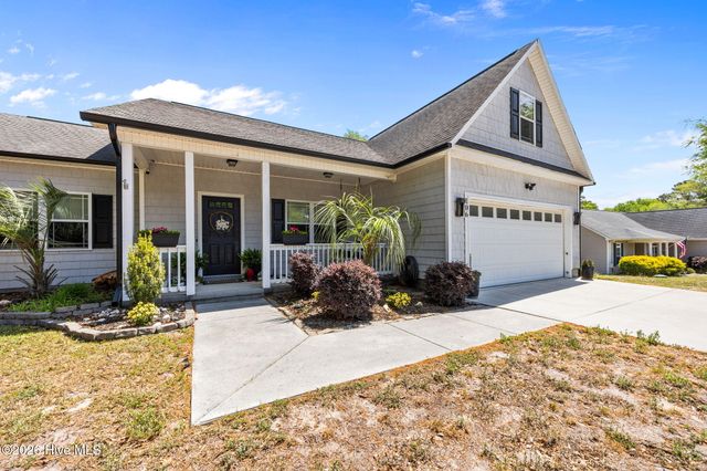 106 Wild Oak Drive, Newport, NC 28570