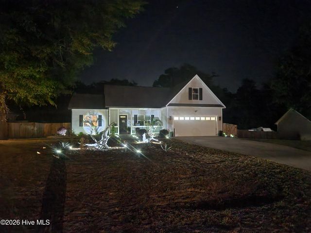 106 Wild Oak Drive, Newport, NC 28570