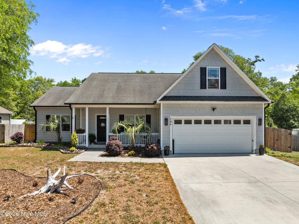 106 Wild Oak Drive, Newport, NC 28570