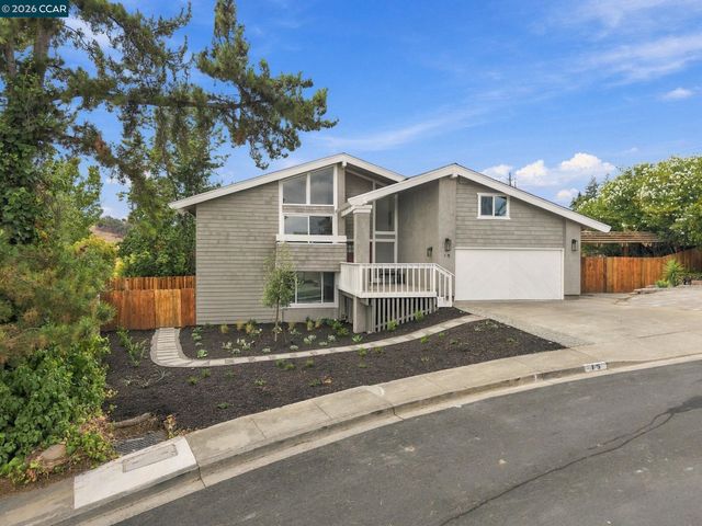15 Citadel Ct, Pleasant Hill, CA 94523