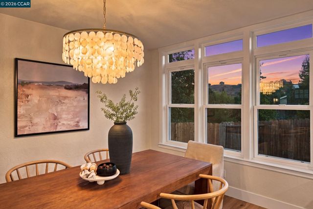 15 Citadel Ct, Pleasant Hill, CA 94523