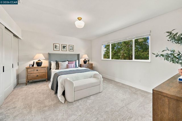 15 Citadel Ct, Pleasant Hill, CA 94523