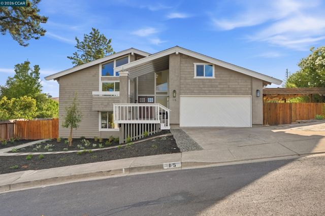 15 Citadel Ct, Pleasant Hill, CA 94523
