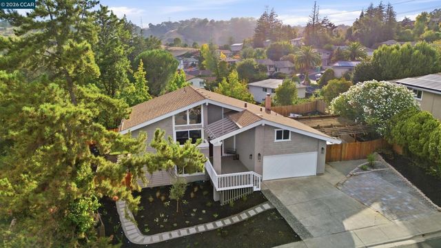 15 Citadel Ct, Pleasant Hill, CA 94523