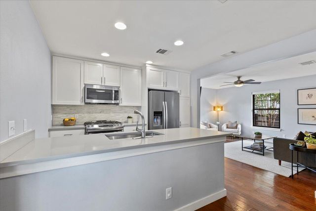 1005 Taffy CT, Austin, TX 78704