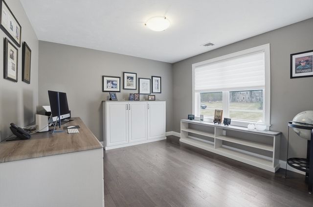 6 Woodrow Ln, West Bridgewater, MA 02379