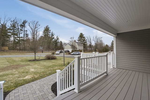 6 Woodrow Ln, West Bridgewater, MA 02379