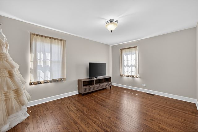 1003 S Fairview Avenue, Lombard, IL 60148