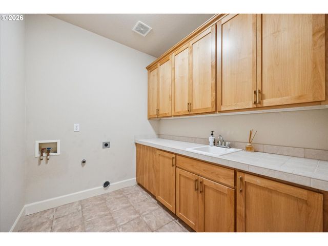 19912 Se 7TH Way, Camas, WA 98607