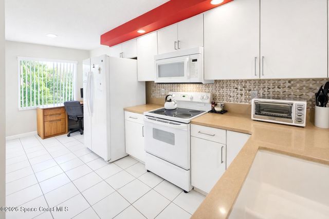 550 S Brevard Avenue 514, Cocoa Beach, FL 32931