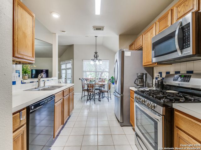 8526 Chelsea Park, San Antonio, TX 78251