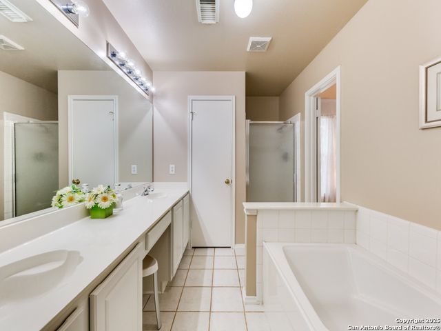 8526 Chelsea Park, San Antonio, TX 78251
