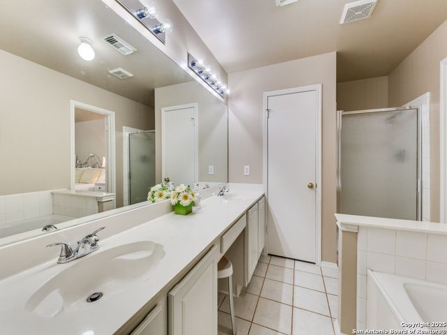 8526 Chelsea Park, San Antonio, TX 78251
