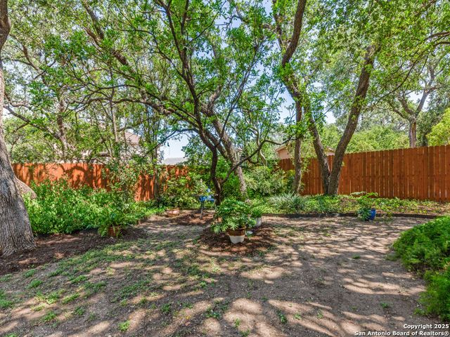 8526 Chelsea Park, San Antonio, TX 78251