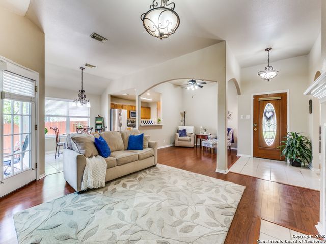8526 Chelsea Park, San Antonio, TX 78251