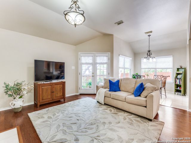 8526 Chelsea Park, San Antonio, TX 78251