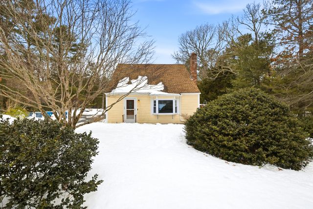 52 Birch Street, Plymouth, MA 02360