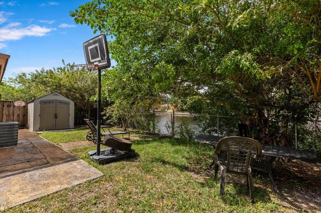 6552 Harbour Road, North Lauderdale, FL 33068