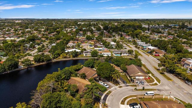 6552 Harbour Road, North Lauderdale, FL 33068