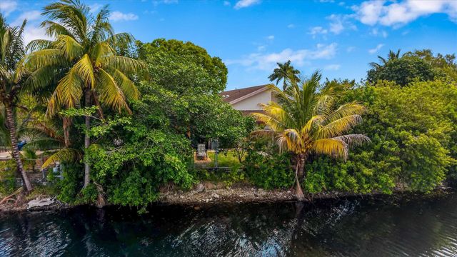 6552 Harbour Road, North Lauderdale, FL 33068