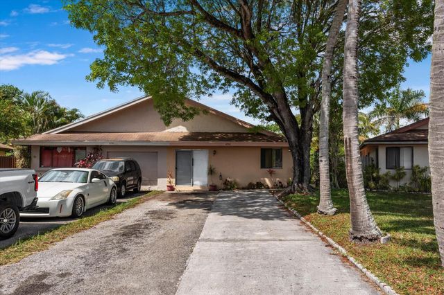 6552 Harbour Road, North Lauderdale, FL 33068