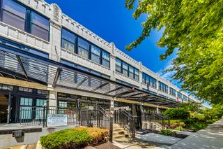 1070 W 15th Street 306, Chicago, IL 60608