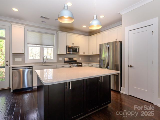 1640 Kenilworth Avenue, Charlotte, NC 28203