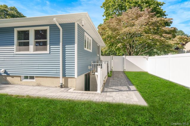 20 Danbury Avenue, Patchogue, NY 11772