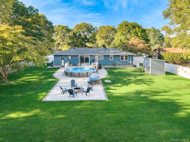 20 Danbury Avenue, Patchogue, NY 11772