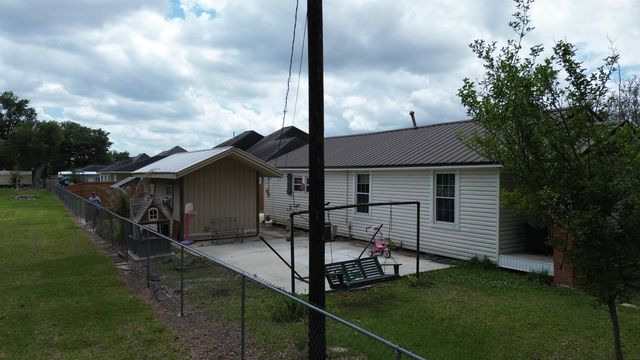 2129 Saint Mary St, Thibodaux, LA 70301