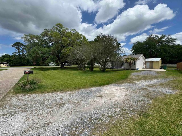 2129 Saint Mary St, Thibodaux, LA 70301