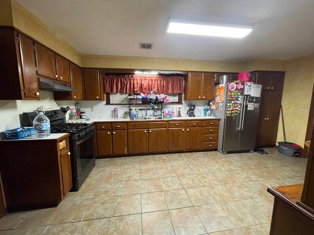 2129 Saint Mary St, Thibodaux, LA 70301