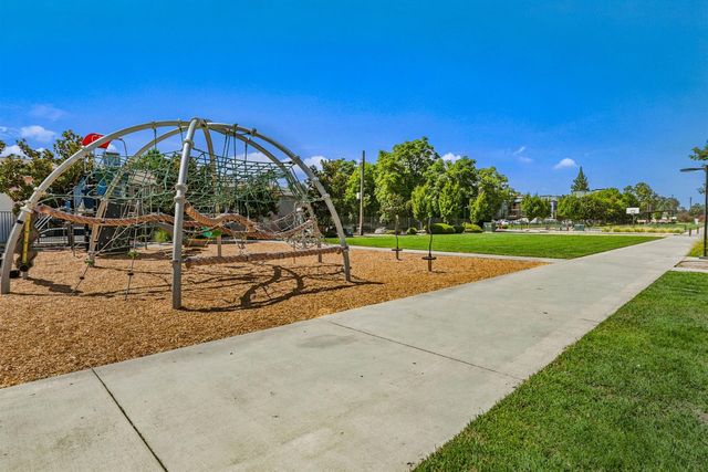 1901 Willow Ave, West Sacramento, CA 95691