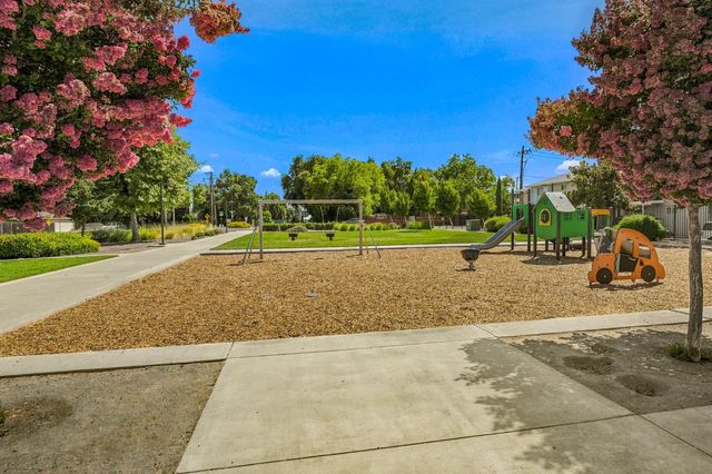 1901 Willow Ave, West Sacramento, CA 95691