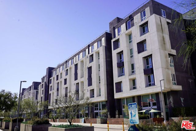 950 E 3rd Street 2207, Los Angeles, CA 90013