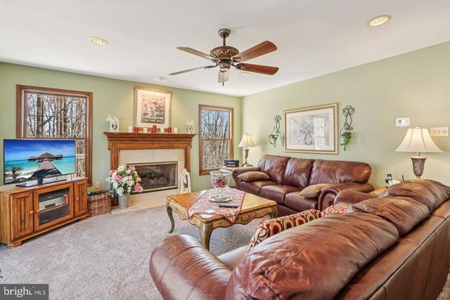 3 KINGS CT, Landenberg, PA 19350