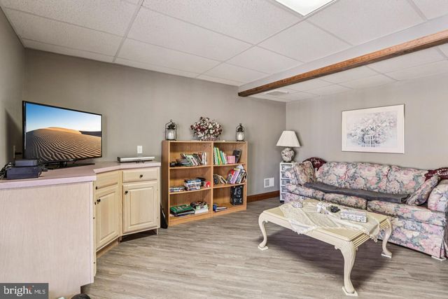 3 KINGS CT, Landenberg, PA 19350