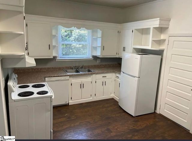 27 Wallace Street, Greenville, SC 29605