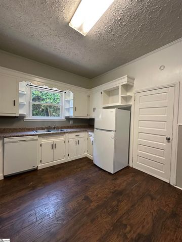27 Wallace Street, Greenville, SC 29605