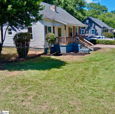 27 Wallace Street, Greenville, SC 29605