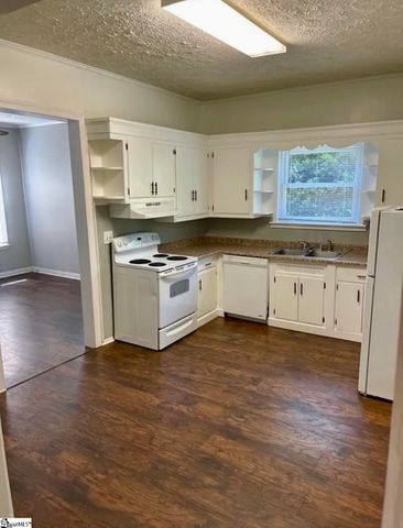27 Wallace Street, Greenville, SC 29605