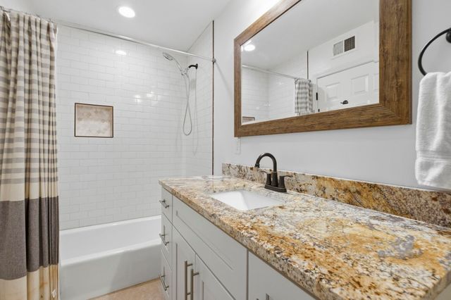 1545 RIVERDALE RD, Germantown, TN 38138