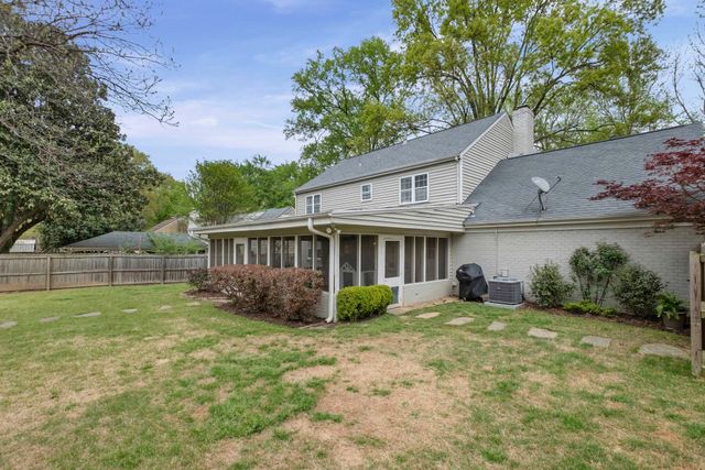 1545 RIVERDALE RD, Germantown, TN 38138