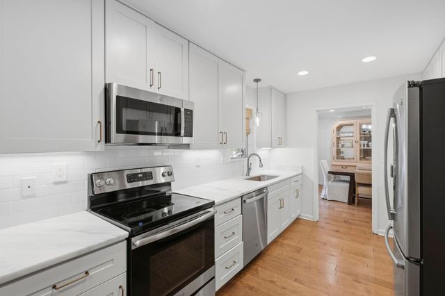 1545 RIVERDALE RD, Germantown, TN 38138