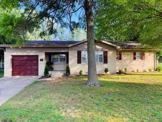 811 Houston Street, Dexter, MO 63841